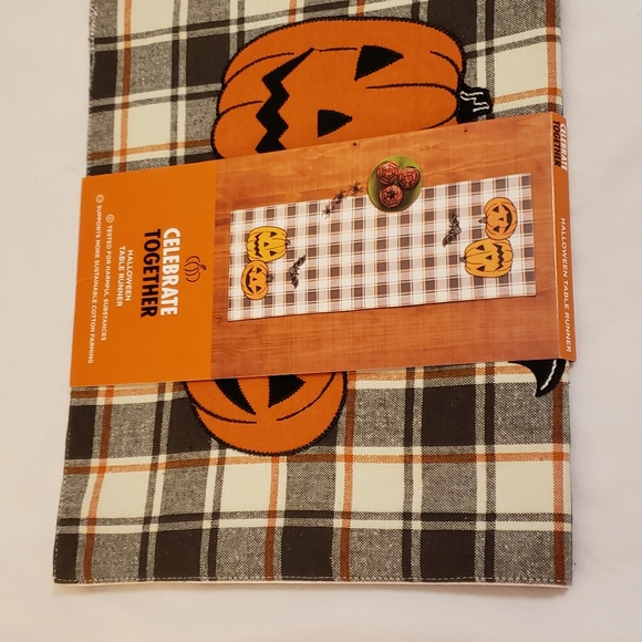 Fall Table runner - Picture 2 of 4